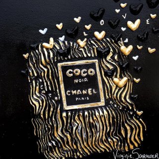 Coco Chanel noir Love Heart Explosion